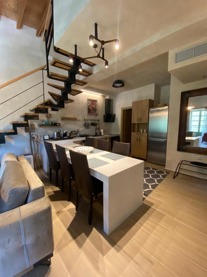 Boutique Stonehouse With Attic * Aristi