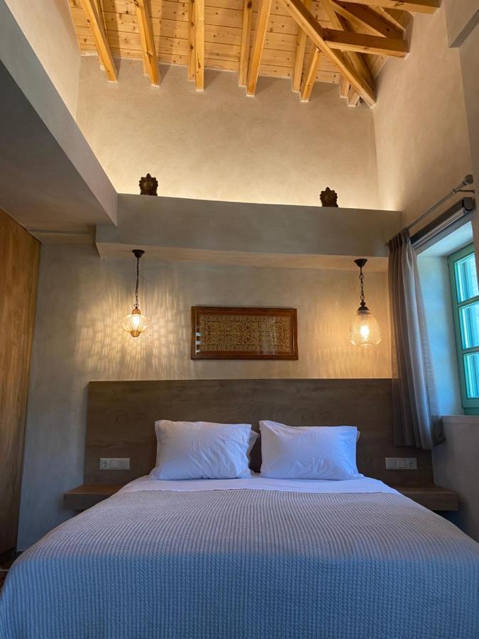 Boutique Stonehouse With Attic Apartment *