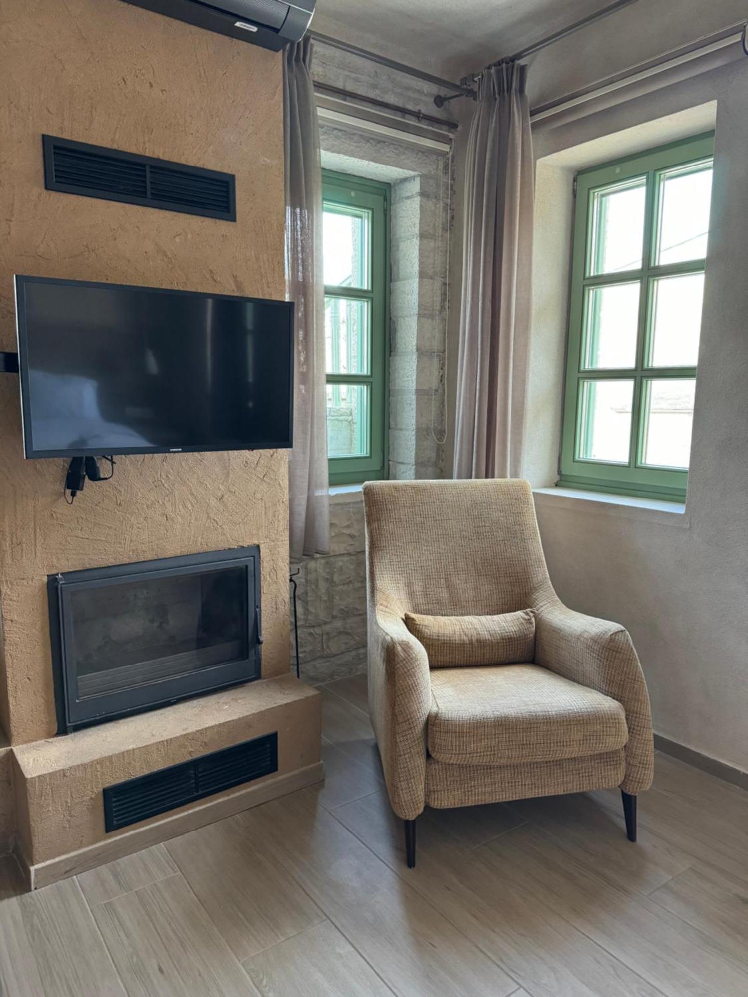 Boutique Stonehouse With Attic *